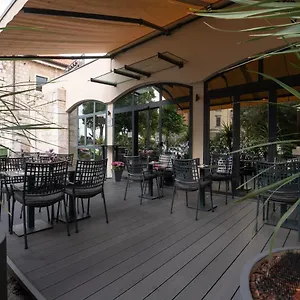 Teatro Verdi Boutique Задар